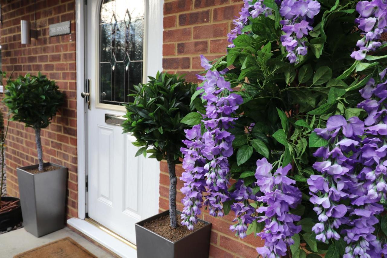 The Spinney Bracknell Exterior photo